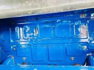 Bajaj 4 Stroke 2010 Three Wheel (Used)
