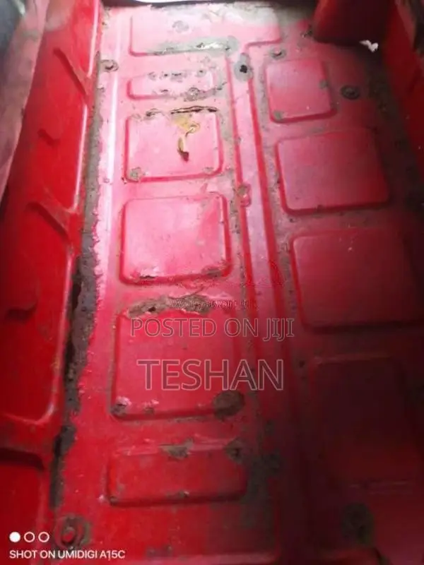 Bajaj 2 Stroke 2006 Three Wheel (Used)