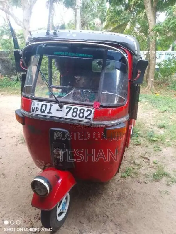 Bajaj 2 Stroke 2006 Three Wheel (Used)