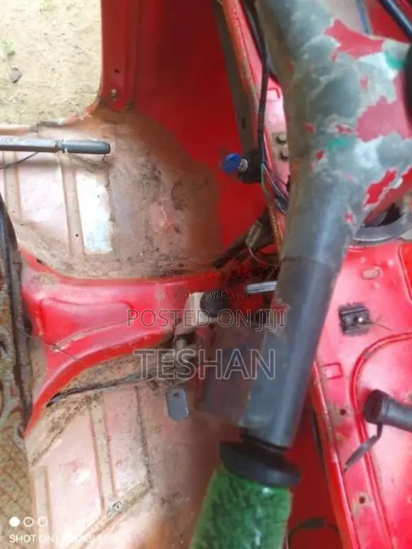 Bajaj 2 Stroke 2006 Three Wheel (Used)