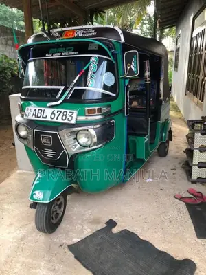 Bajaj RE 2016 Three Wheel (Used)