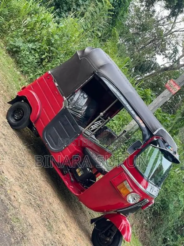 Bajaj 4 Stroke 2012 Three Wheel (Used)