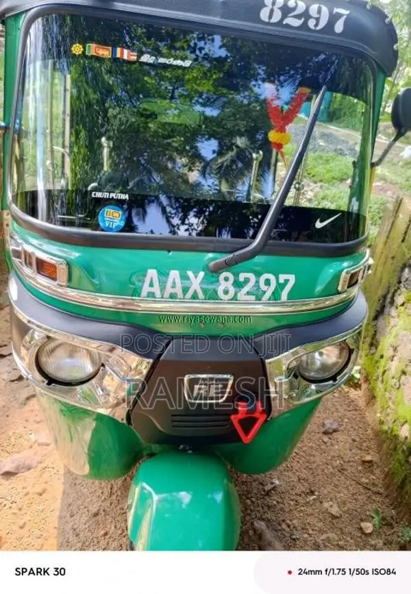 Bajaj RE 2015 Three Wheel (Used)