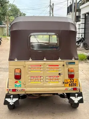 Bajaj 2 Stroke 2007 Three Wheel (Used)