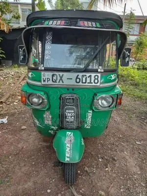 Bajaj 4 Stroke 2010 Three Wheel (Used)