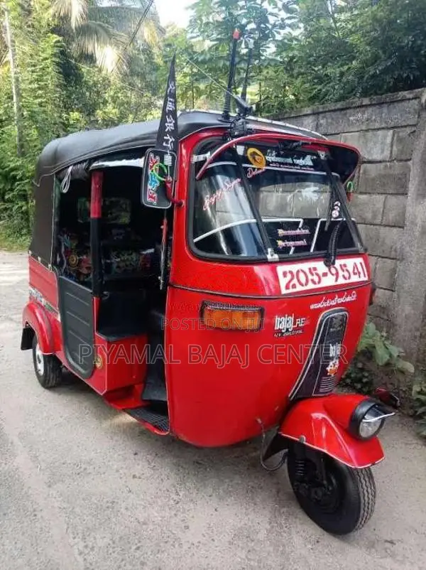 Bajaj RE 2000 Three Wheel (Used)