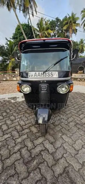 Bajaj RE 4 Stroke 2013 Three Wheel (Used)