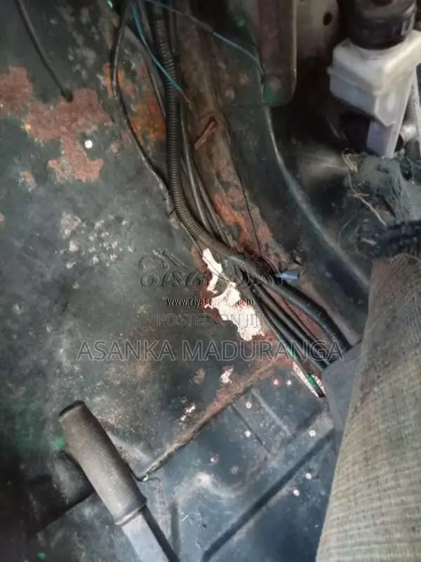 Bajaj 4 Stroke 2010 Three Wheel (Used)