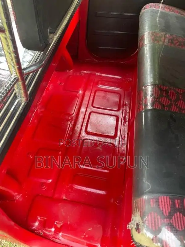 Bajaj 4 Stroke 2012 Three Wheel (Used)