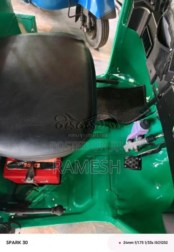 Bajaj RE 2015 Three Wheel (Used)