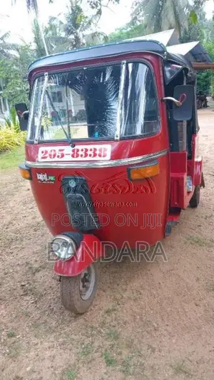 Bajaj RE 1999 Three Wheel (Used)