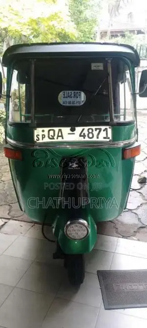 Bajaj RE 2 Stroke 2005 Three Wheel (Used)
