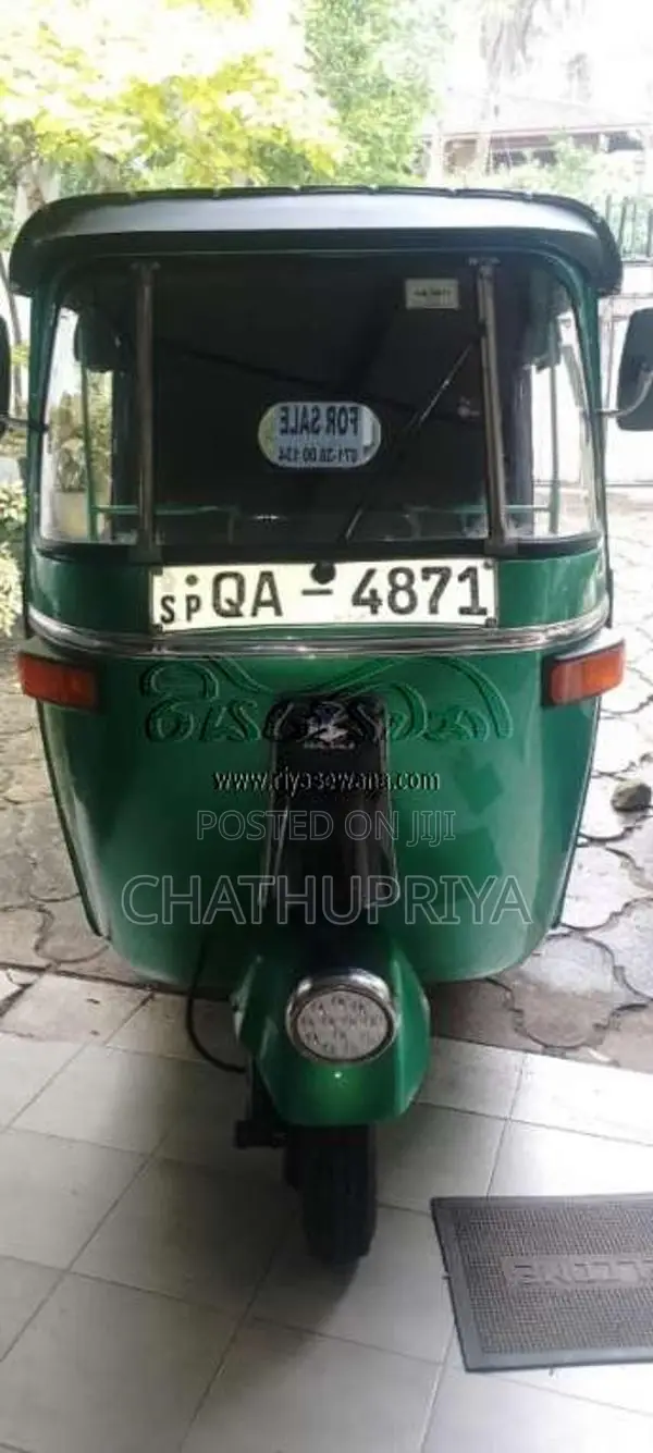 Bajaj RE 2 Stroke 2005 Three Wheel (Used)