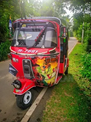 Bajaj RE 2 Stroke 2004 Three Wheel (Used)