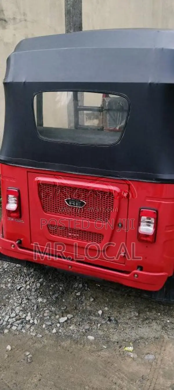 Bajaj RE 2025 Three Wheel (Used)