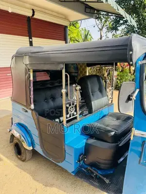 Bajaj 4 Stroke 2008 Three Wheel (Used)