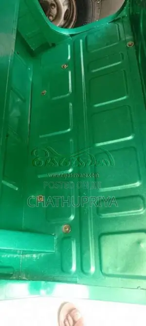 Bajaj RE 2 Stroke 2005 Three Wheel (Used)