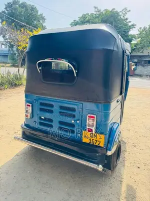 Bajaj 4 Stroke 2008 Three Wheel (Used)