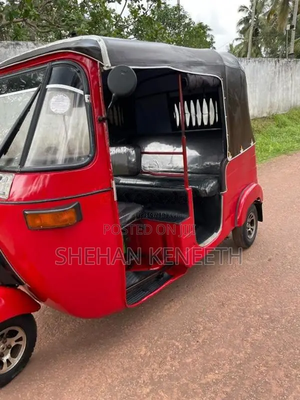 Bajaj 2 Stroke 2003 Three Wheel (Used)