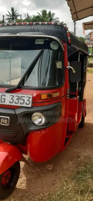 Bajaj RE 205 2015 Three Wheel (Used)