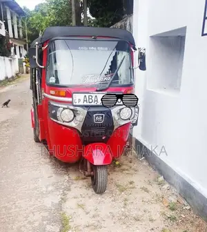 Bajaj RE 205 2015 Three Wheel (Used)