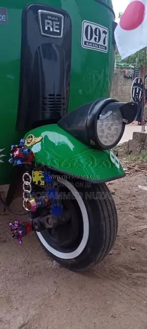 Bajaj 2 Stroke 2004 Three Wheel (Used)
