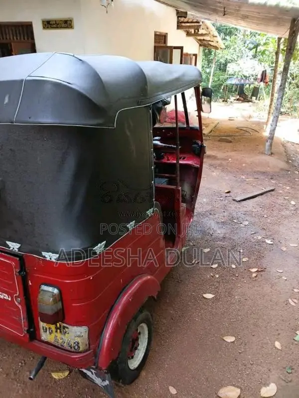 Bajaj RE 2004 Three Wheel (Used)