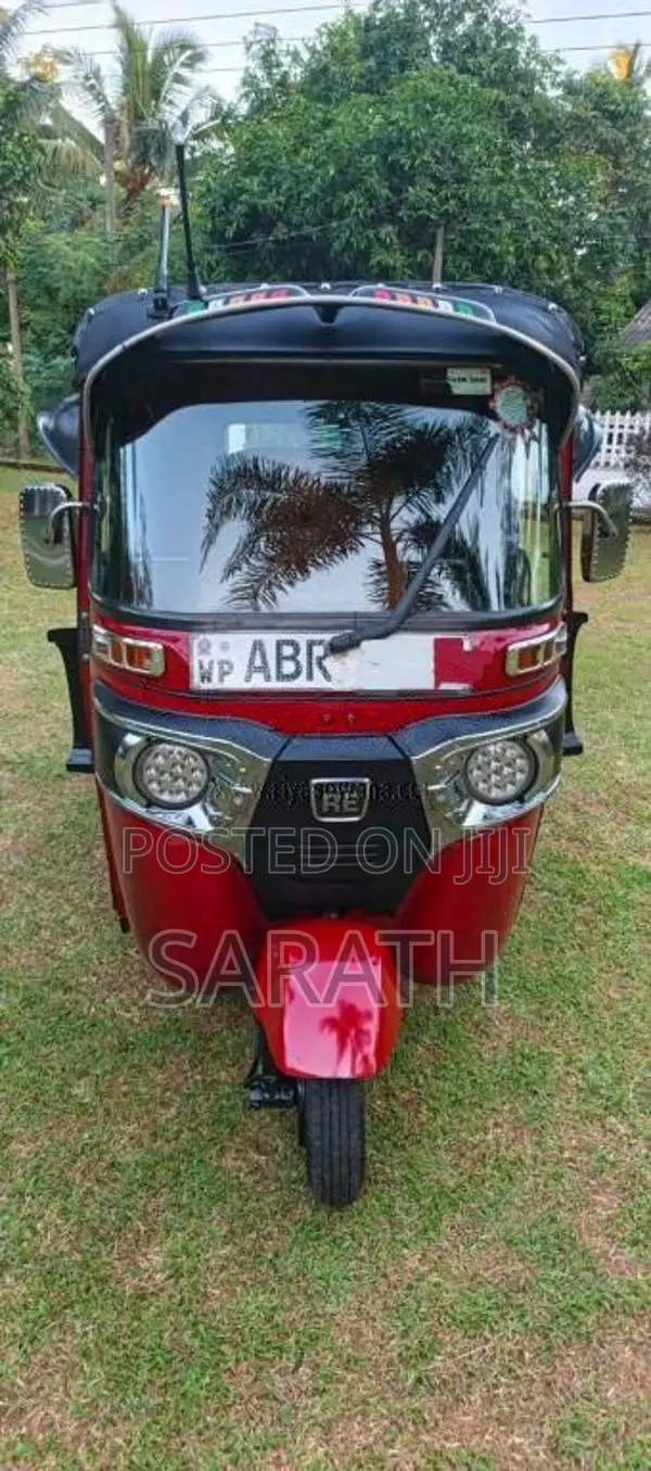 Bajaj RE 205 2018 Three Wheel (Used)