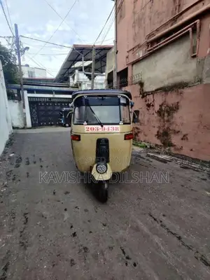 Bajaj RE 2 Stroke 1999 Three Wheel (Used)