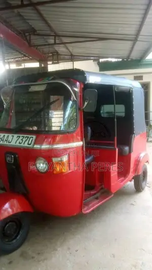 Bajaj RE 2014 Three Wheel (Used)