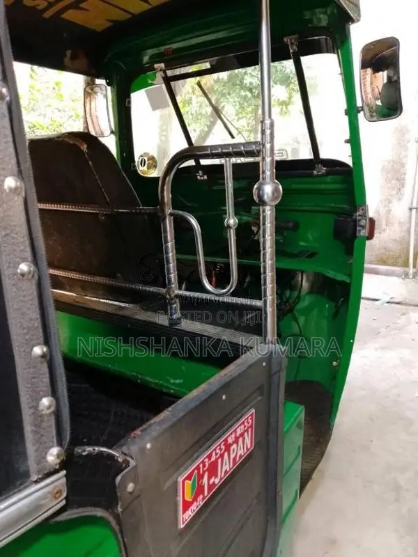 Bajaj 2 Stroke 2006 Three Wheel (Used)