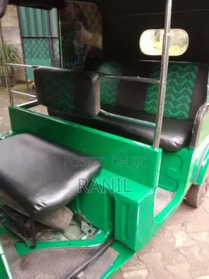 Bajaj 4 Stroke 2007 Three Wheel (Used)