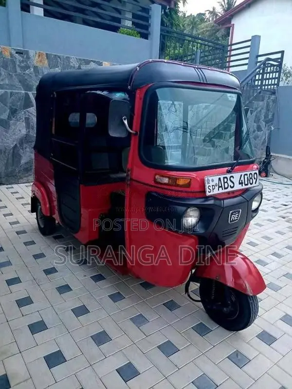 Bajaj 4 Stroke 2018 Three Wheel (Used)