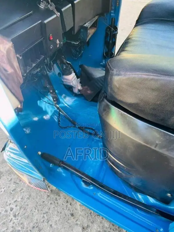Bajaj Re 2017 Three Wheel (Used)