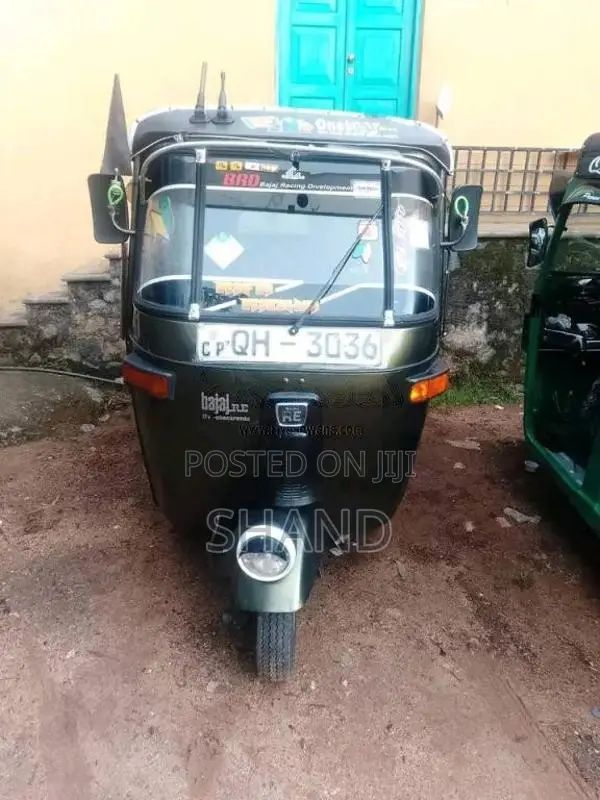 Bajaj 2 Stroke 2006 Three Wheel (Used)