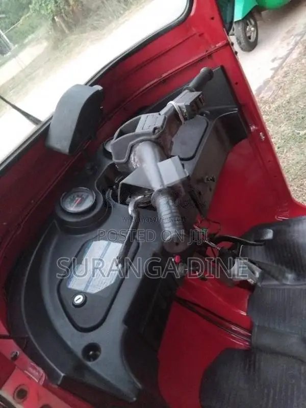 Bajaj 4 stroke 2011 Three Wheel (Used)