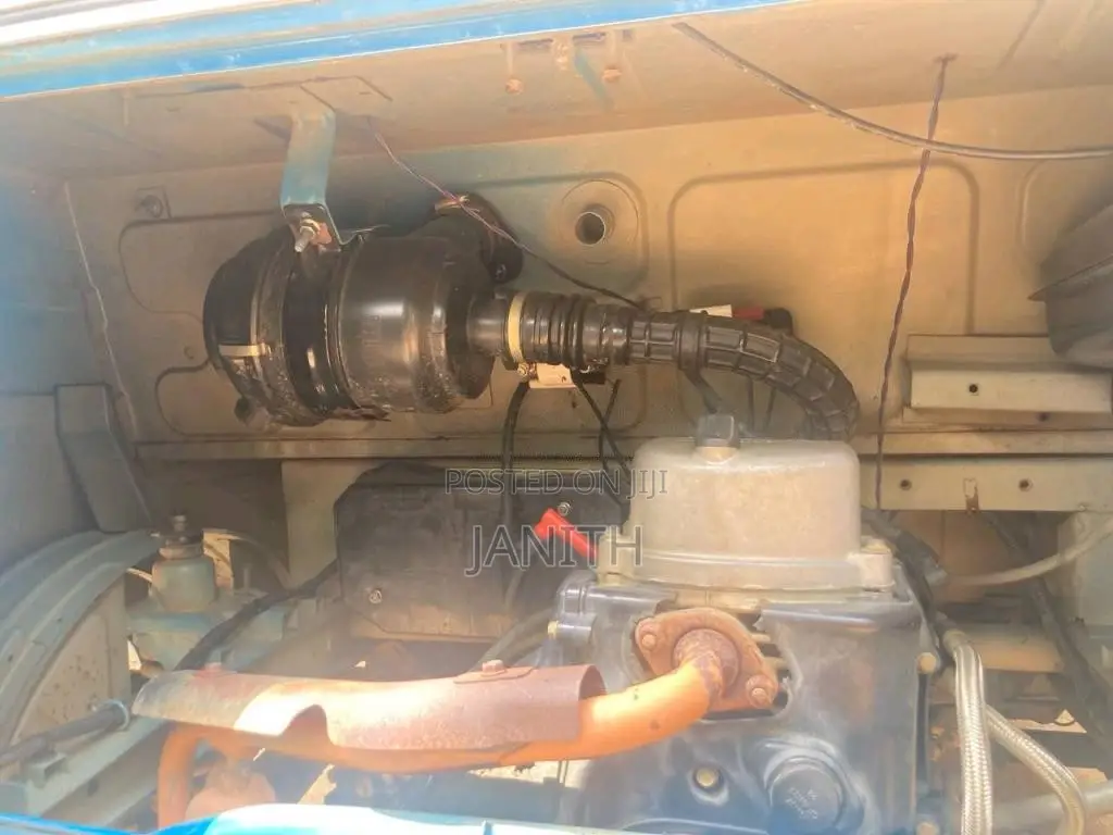 Bajaj 4 stroke 2014 Three Wheel (Used)