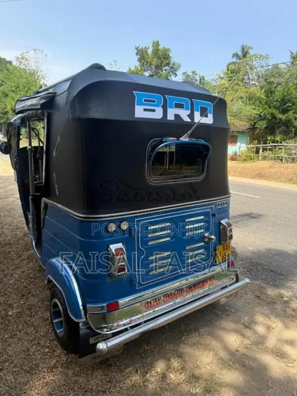 Bajaj RE 205 2013 Three Wheel (Used)