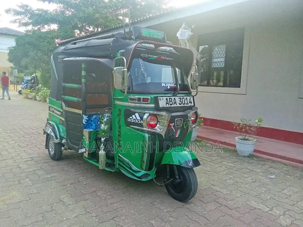 Bajaj RE 4 Stroke 2015 Three Wheel (Used)