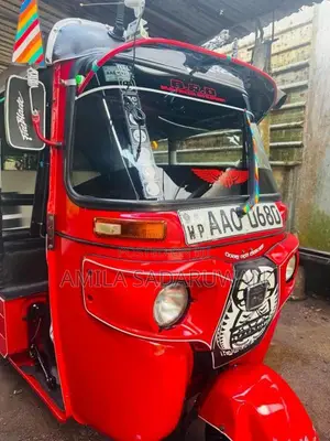Bajaj RE 2014 Three Wheel (Used)