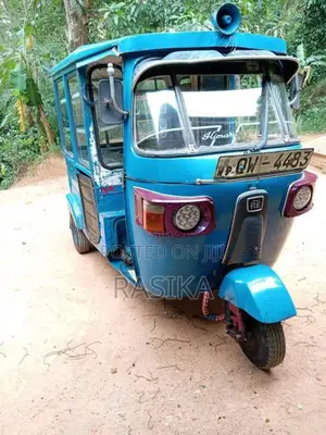 Bajaj RE 2010 Three Wheel (Used)