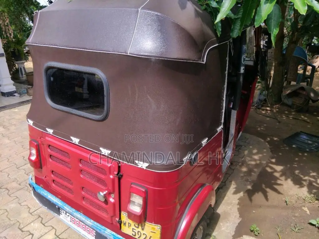Bajaj RE 2004 Three Wheel (Used)