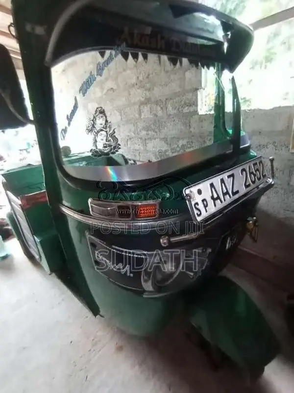 Bajaj RE 2015 Three Wheel (Used)