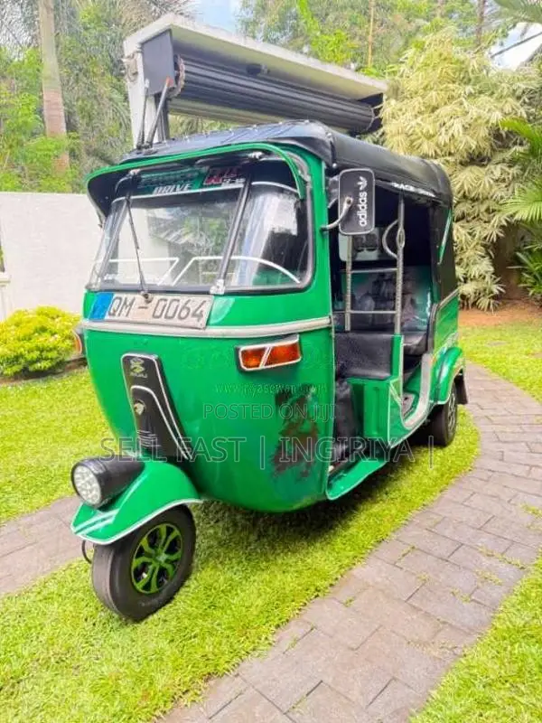 Bajaj 4 Stroke 2008 Three Wheel (Used)