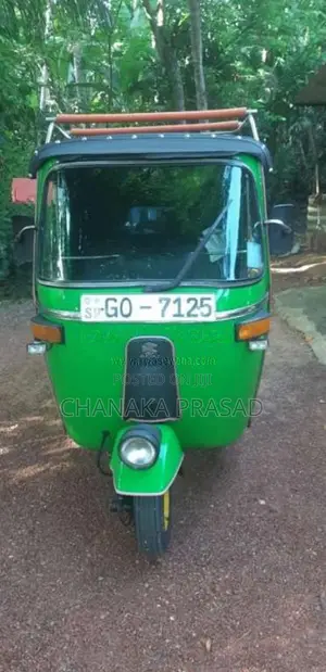 Bajaj 2 Stroke 2002 Three Wheel (Used)