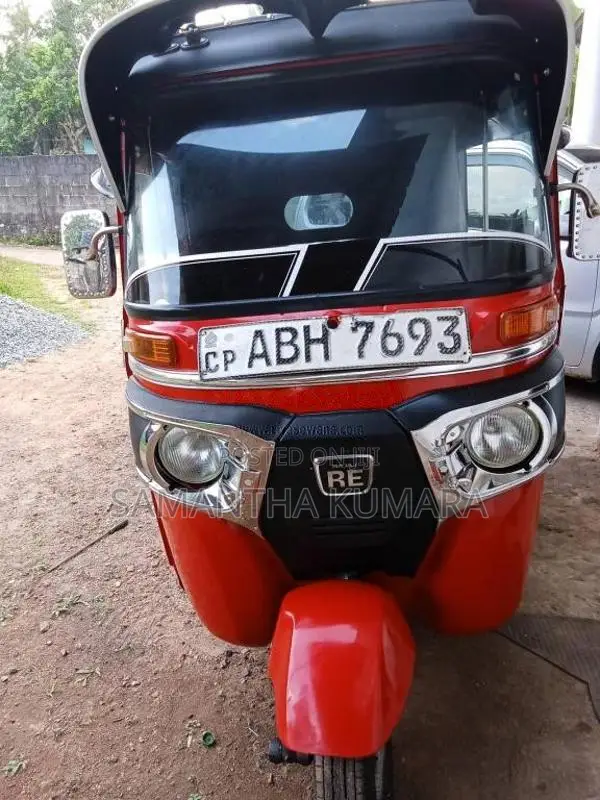 Bajaj 4 stroke 2016 Three Wheel (Used)