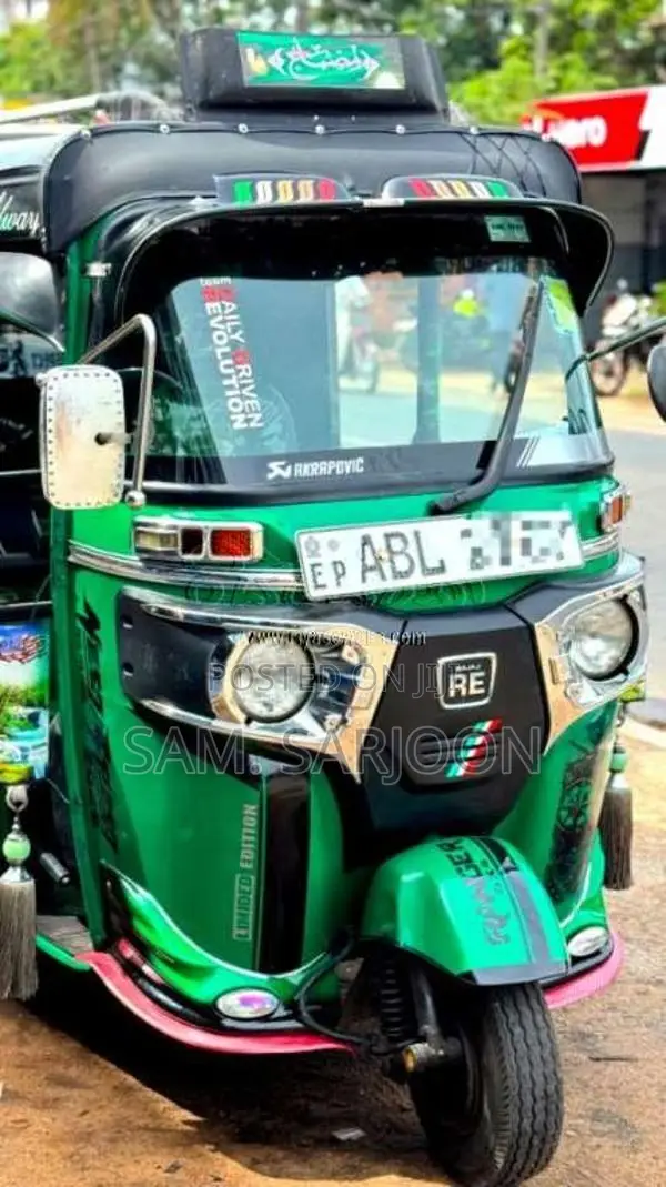 Bajaj RE 2016 Three Wheel (Used)