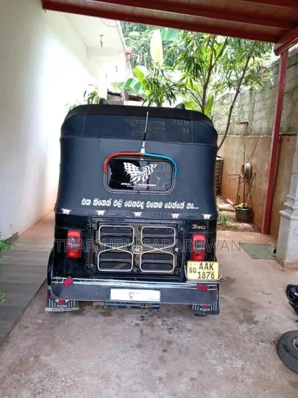 Bajaj RE 2014 Three Wheel (Used)