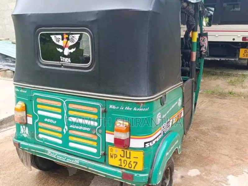 Bajaj RE 2004 Three Wheel (Used)