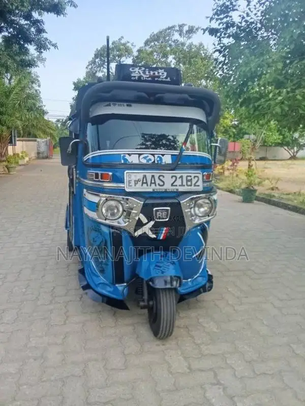 Bajaj RE 4 Stroke 2014 Three Wheel (Used)